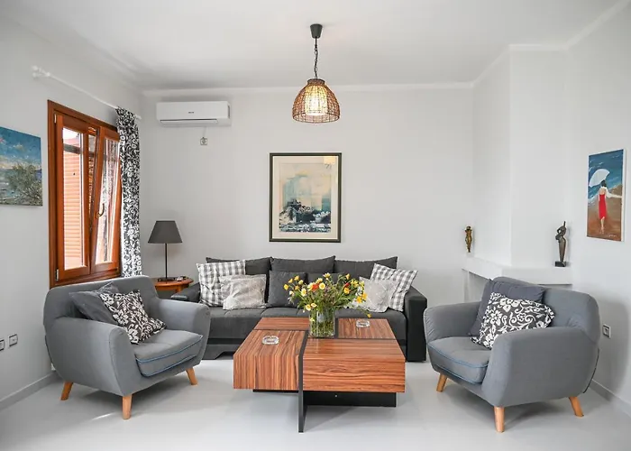 Santamare Agios Sostis (Tinos)