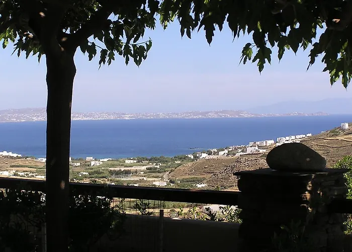 Santamare Agios Sostis (Tinos)