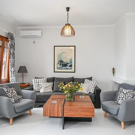 Santamare Agios Sostis (Tinos)