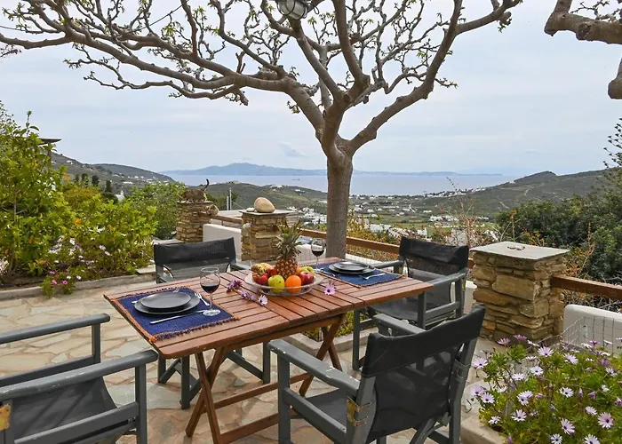 Santamare Agios Sostis (Tinos)